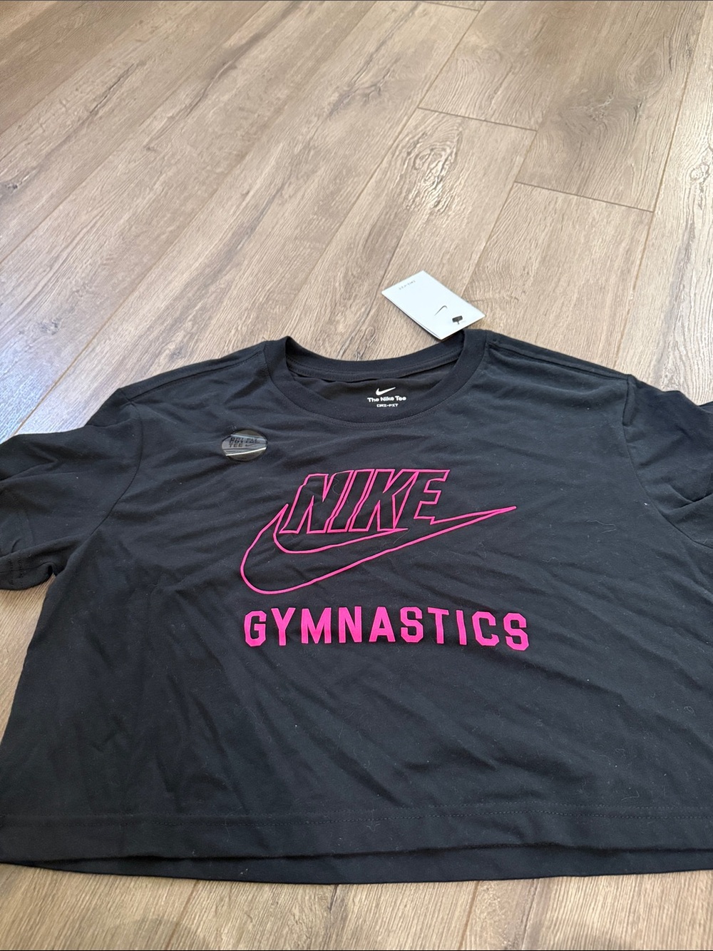 Nike women’s black medium crop gymnastics NWT